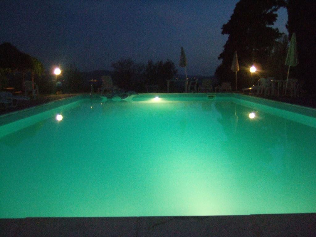 Agriturismo Relais Poggio Primo Borro Екстериор снимка